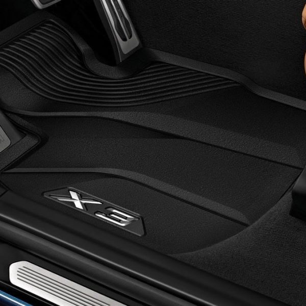 Melni priekšējie gumijas paklāji BMW X3 G01
