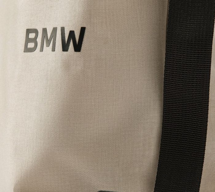 BMW plecu soma (bēša)