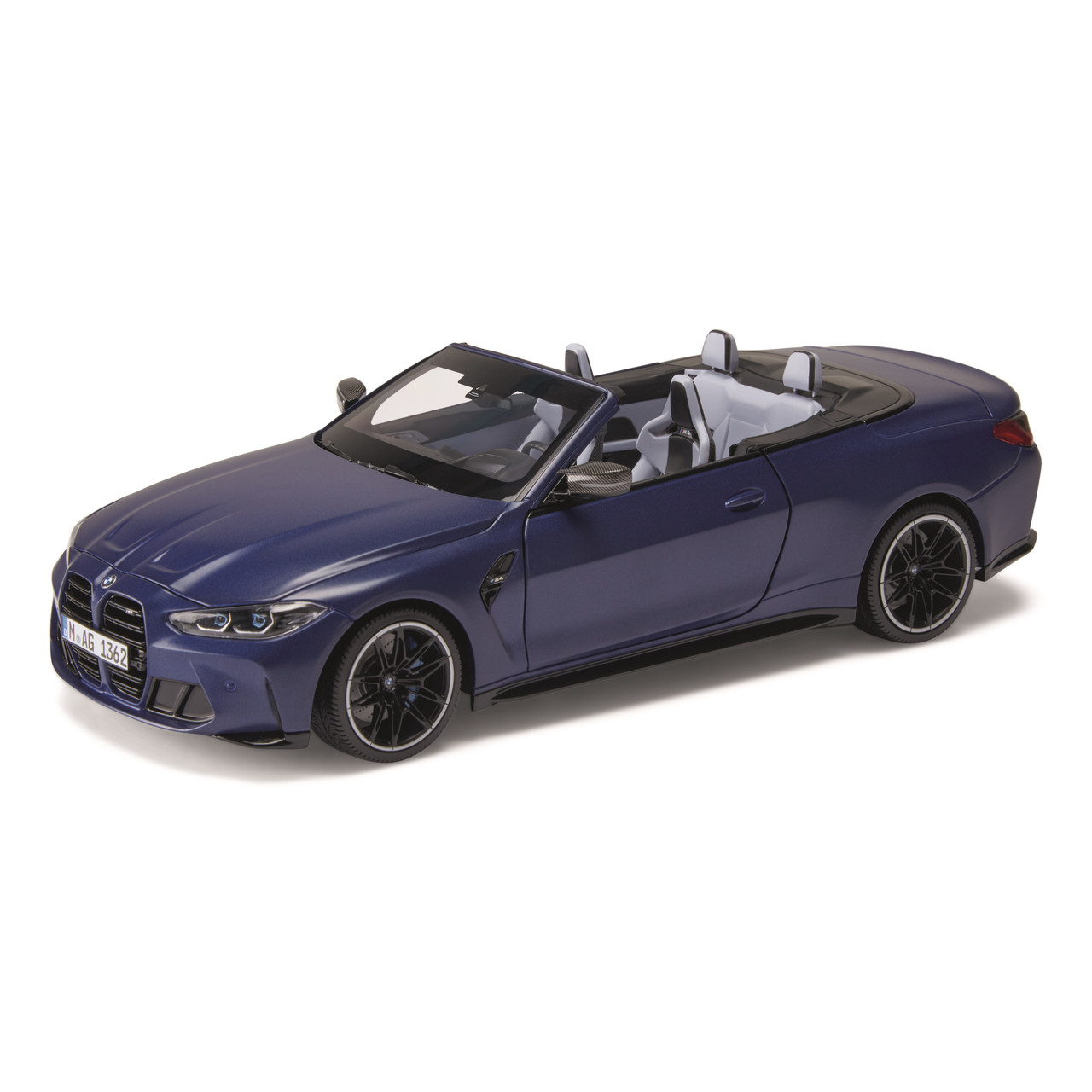 БМВ M4 G83 миниатюра 1:18