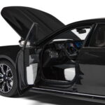 Миниатюра BMW I7 G70 1:18