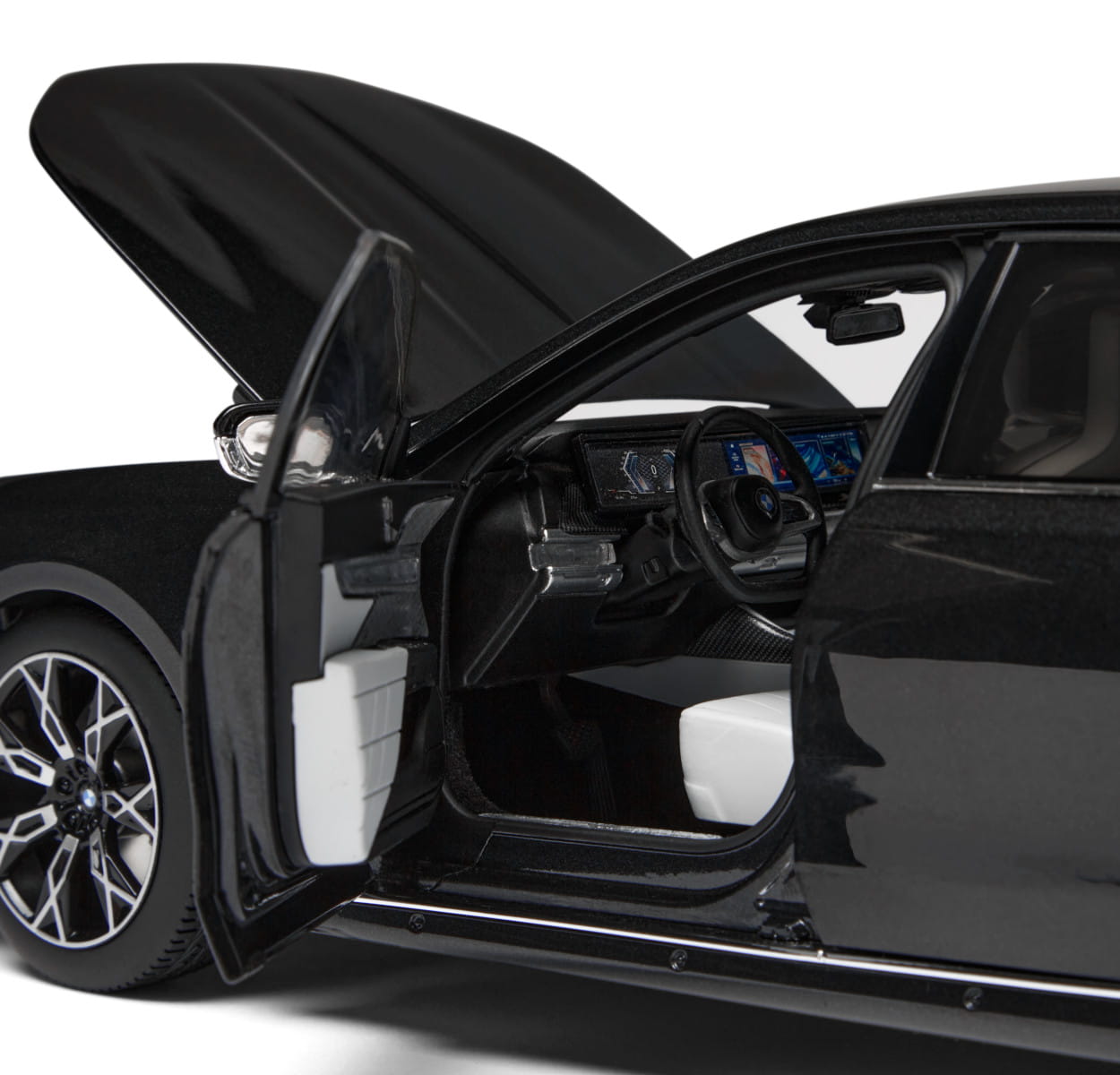 Миниатюра BMW I7 G70 1:18