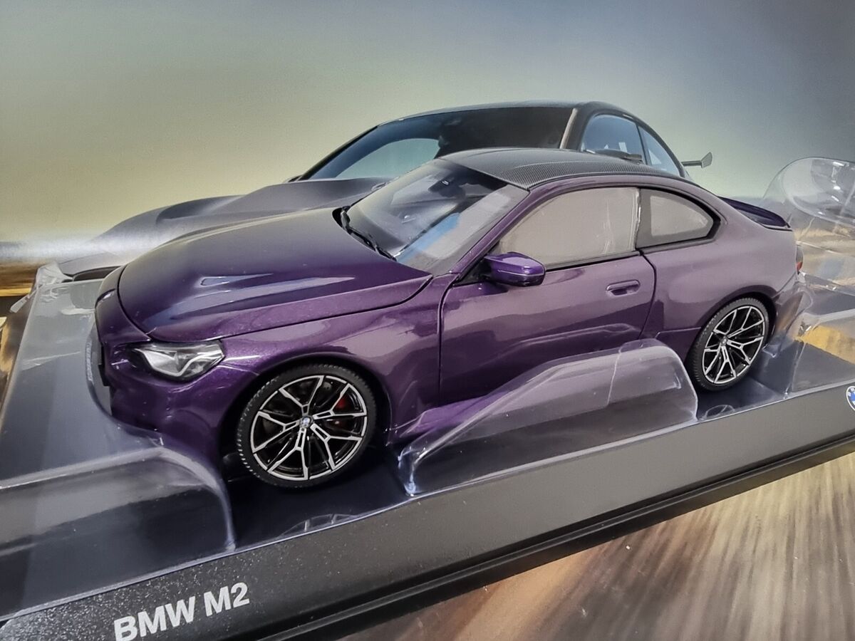 Миниатюра BMW M2 G87 1:18