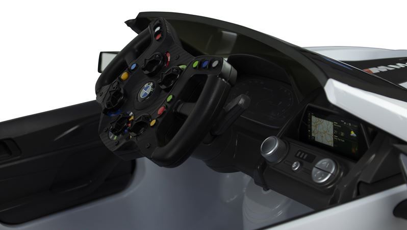 Elektriskais BMW M8 GTE