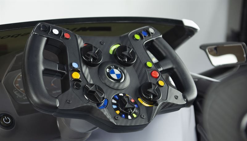 Elektriskais BMW M8 GTE